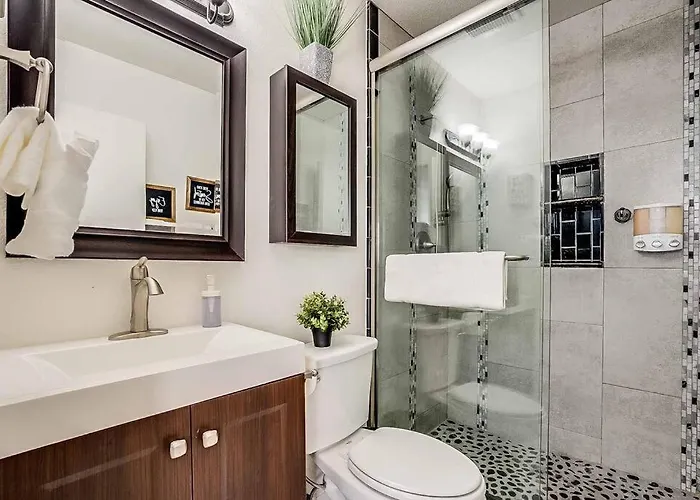 2 Community Pools-fully Stocked For Longer Apartment *