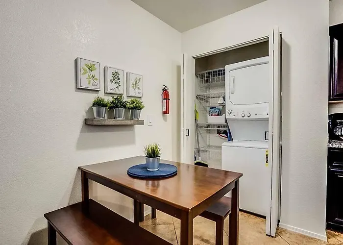 2 Community Pools-fully Stocked For Longer *